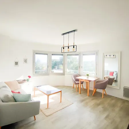 Apartament Plage A 200 Metres. Vue Mer Et Esterel ! Renove *